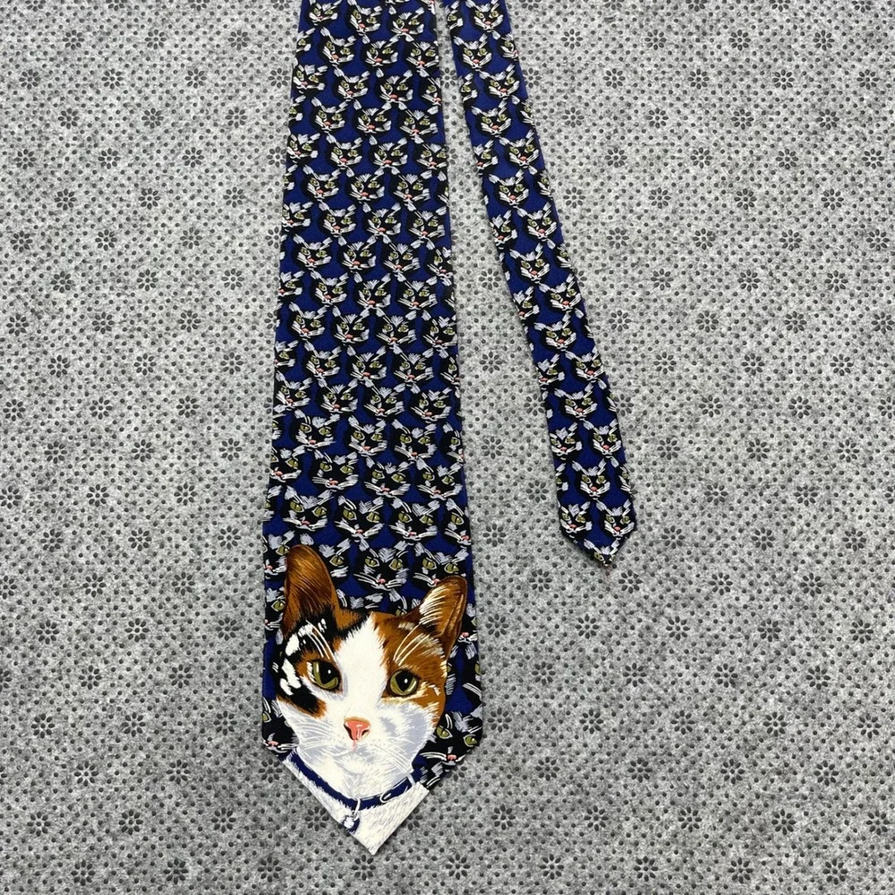 Vintage HSUS Humane Society Cat Portrait Silk Tie Calico Novelty Men Necktie USA